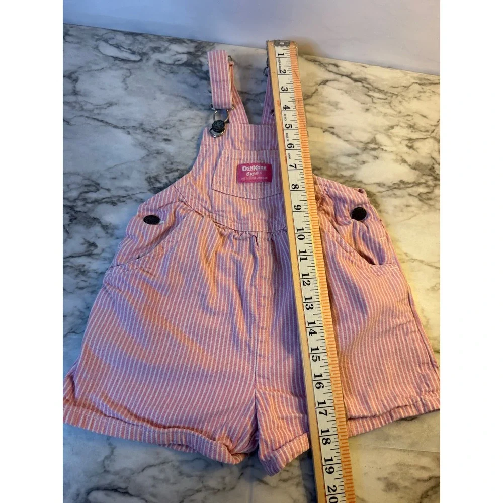 OshKosh Bgosh buckle side